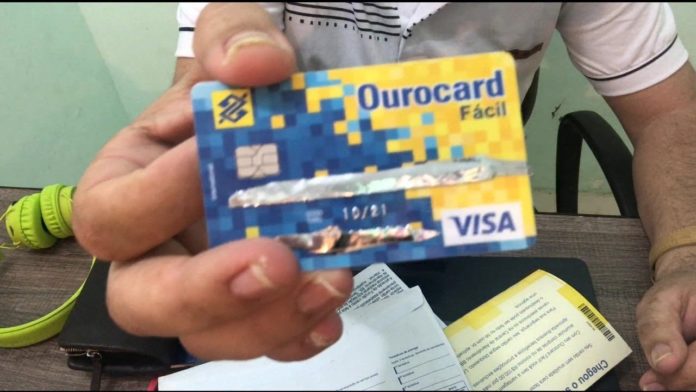 Cartão ouro card do banco do Brasil