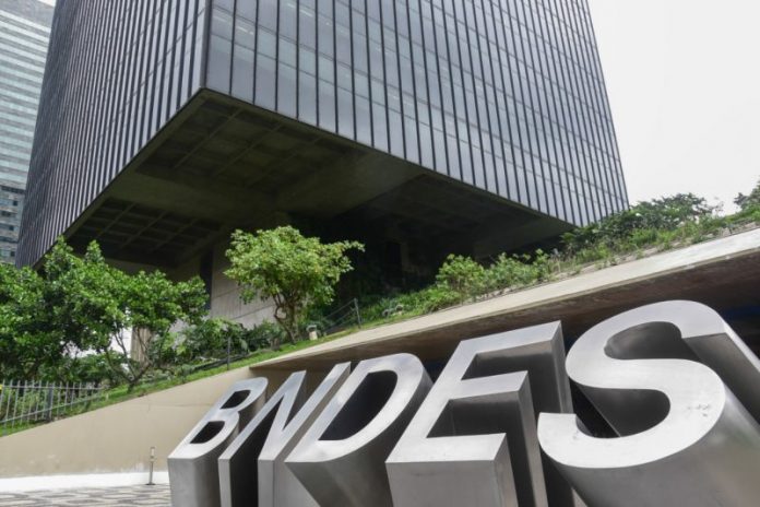 BNDES anuncia crédito emergencial de R$ 2 bilhões para empresas do setor de saúde