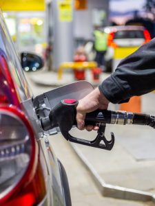 redução do preço da gasolina e do gás de cozinha