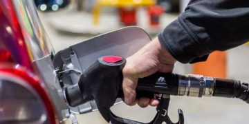 redução do preço da gasolina e do gás de cozinha