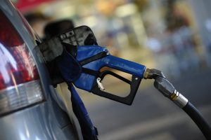 redução do preço da gasolina e do gás de cozinha