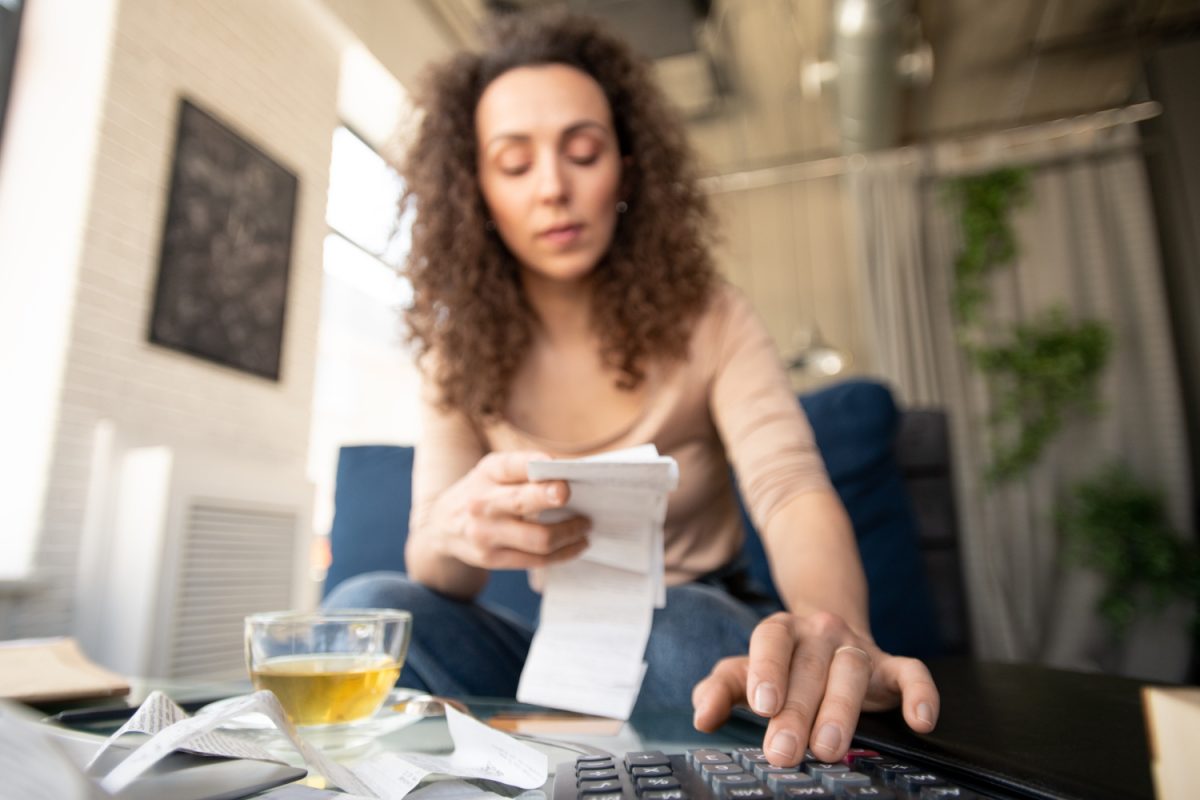 Woman getting a Loan for bad credit.