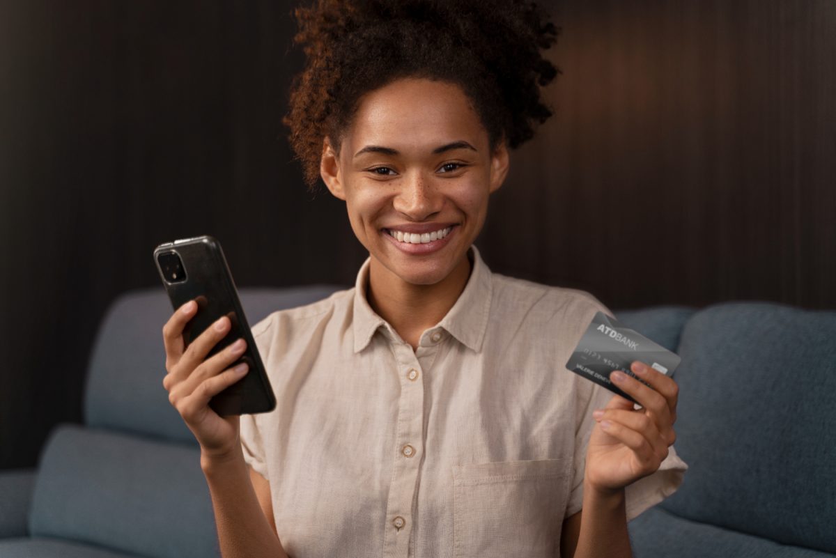 Woman learning about Cash advance.