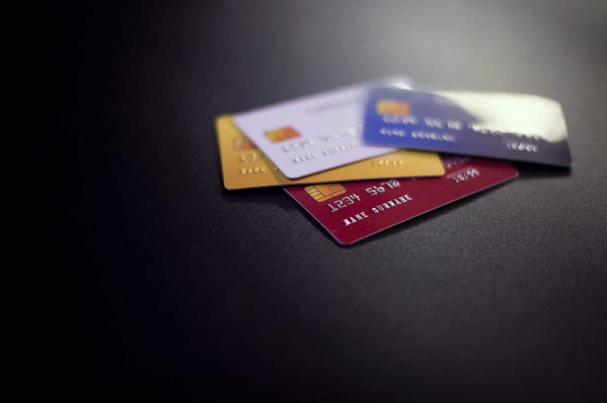 Visa vs. Mastercard rates comparison