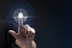 Biometria passa a ser exigida para receber benefícios sociais