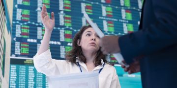 US Credit Market Liquidity Crunch: Causes and Impacts